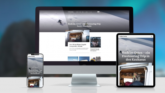 Headerbild für Projekt OutDoor Society, Screenshots der Seite auf einem iMac, einem iPad und einem iPhone